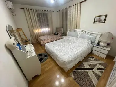 Apartment 2+1 for rent in Rruga Bardhyl, Tirana, 90 m². Photo 3 of 5