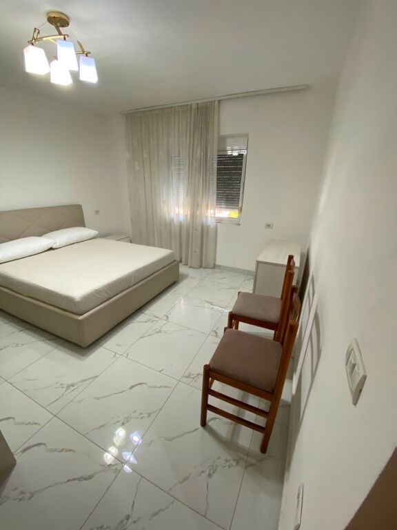 Apartament 3+1 me qera në Rruga Bardhyl, Tiranë, 105 m². Foto 3 nga 3