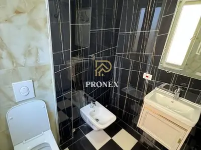 Commercial space for rent in Rruga Hysen Kertusha, Durrës, 342 m². Photo 7 of 12