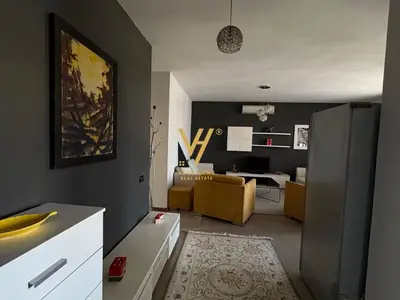 Apartment 2+1 for rent in Rruga Petro Nini Luarasi, Tirana, 78 m². Photo 3 of 6