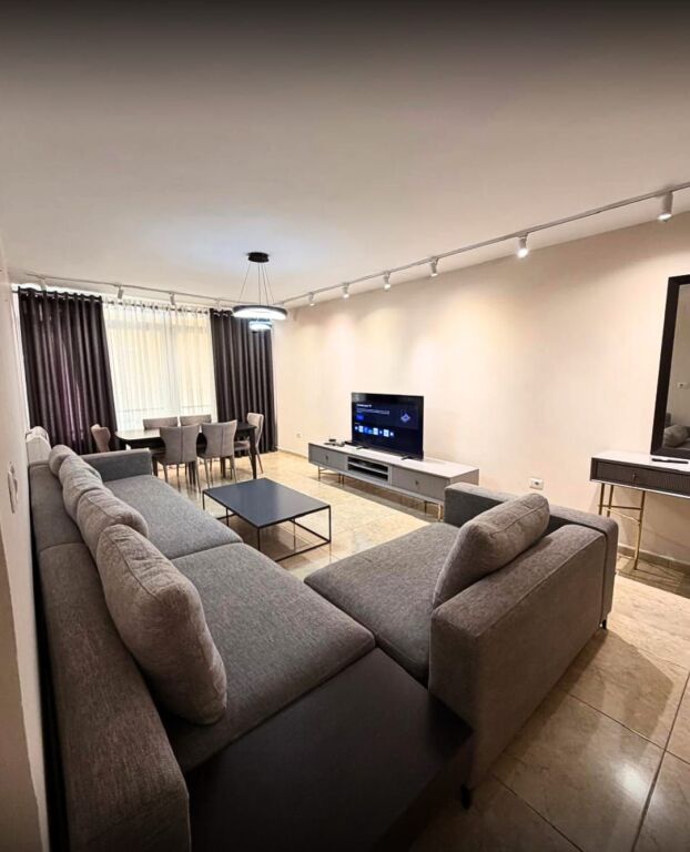 Appartamento 2+1 in affitto a Laprakë, Tirana, 108 m². Foto 1 di 3