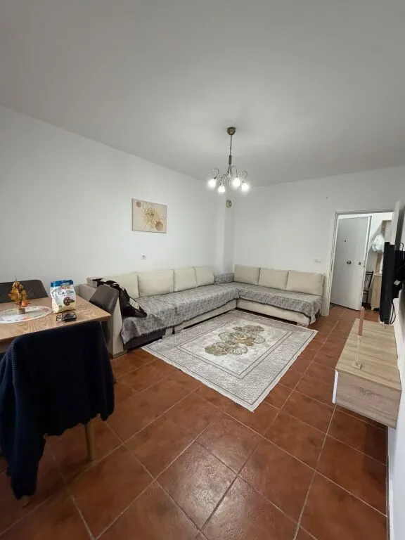 Apartment 1+1 for rent in Plazhi Iliria, Durrës, 65 m². Photo 1 of 7