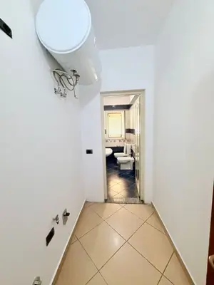 Apartament 2+1 me qera në Lagja nr.5, Durrës, 120 m². Foto 2 nga 9