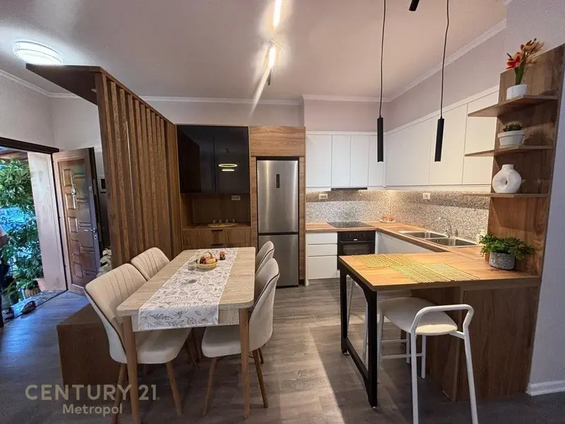 Apartament me qera në Liqeni, Tiranë, 105 m²
