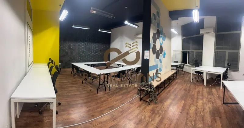 Zyrë me qera në Blloku, Tiranë, 180 m²