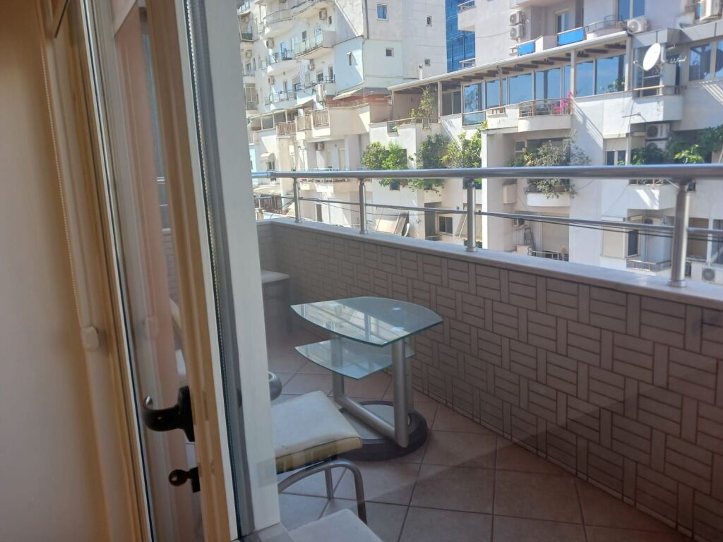 Ufficio in affitto a Myslym Shyri, Tirana, 70 m². Foto 3 di 3