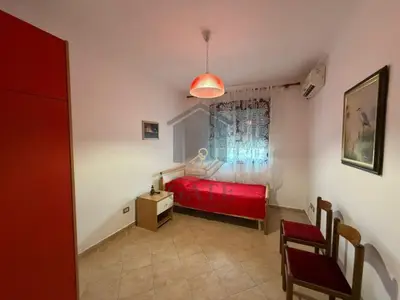 Apartment 3+1 for rent in Porti i Durrësit, Durrës, 120 m². Photo 5 of 8