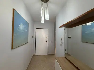 Apartament 2+1 me qera në Rruga Qemal Stafa, Tiranë, 103 m². Foto 7 nga 12