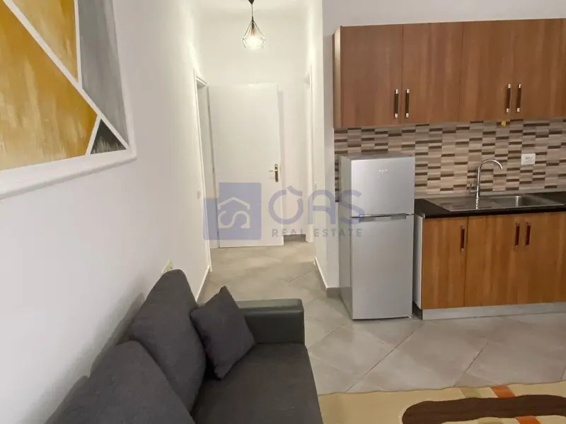 Appartamento 1+1 in affitto ad Astir, Tirana, 70 m²