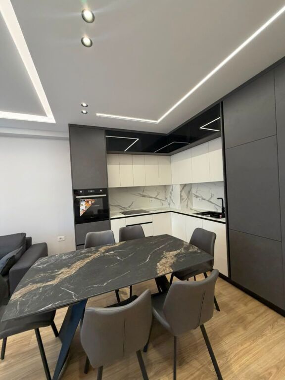 Apartament 1+1 me qera në Astir, Tiranë, 70 m². Foto 3 nga 3