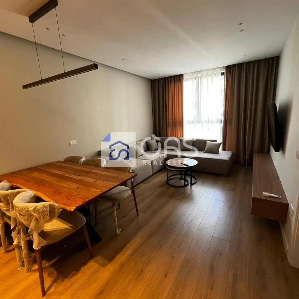 Apartament 2+1 me qera në Bulevardi i Ri, Tiranë, 89 m². Foto 1 nga 12