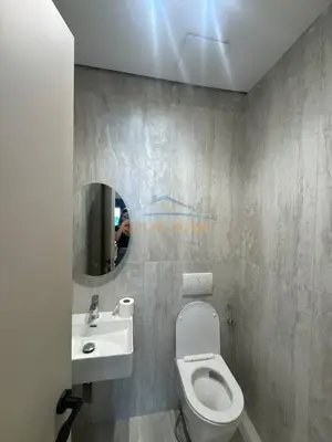 Zyrë me qera në Jordan Misja, Tiranë, 200 m². Foto 12 nga 12