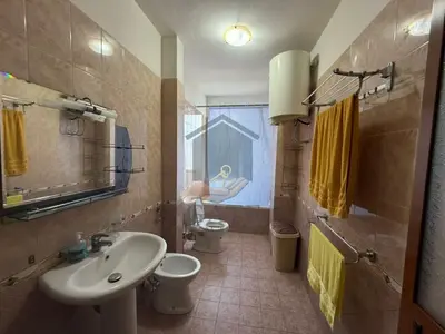Apartment 3+1 for rent in Porti i Durrësit, Durrës, 120 m². Photo 8 of 8