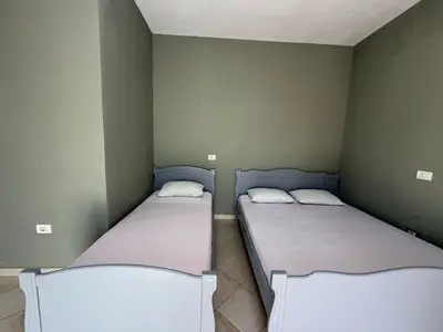 Studio for rent in Plazhi Rrota e Kuqe, Durrës, 40 m². Photo 4 of 11
