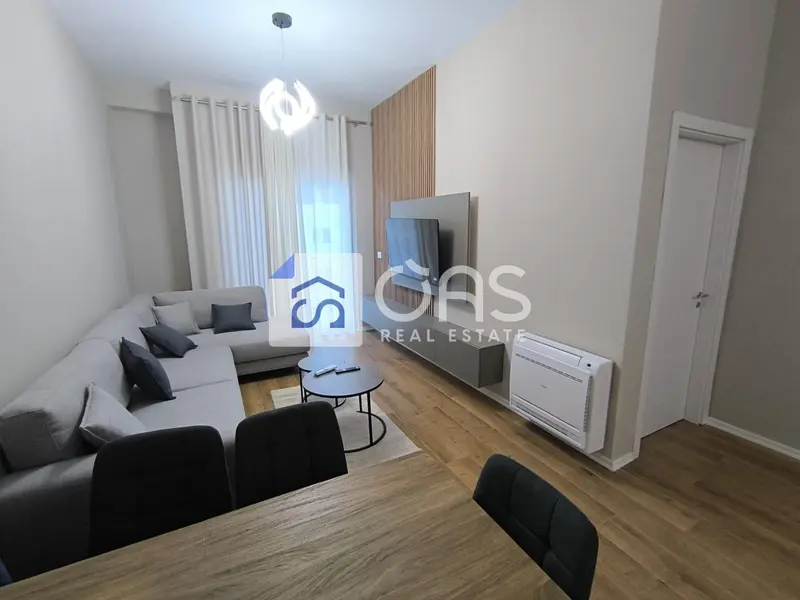 Appartamento 1+1 in affitto a Kopleksit Aura, Tirana, 72 m²