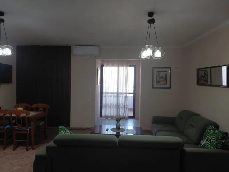 Apartment 2+1 for rent in Muzeumi, Durrës, 95 m²