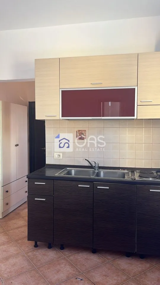 Monolocale in affitto a Rruga Siri Kodra, Tirana, 35 m². Foto 1 di 3