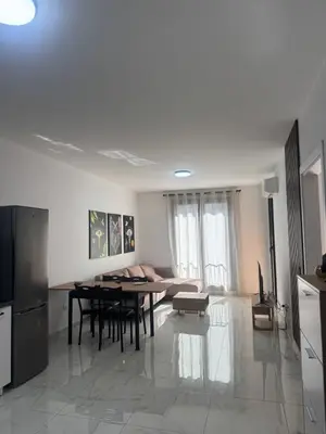 Apartament 1+1 me qera në Urgjenca e Pediatrisë, Tiranë, 70 m². Foto 1 nga 5