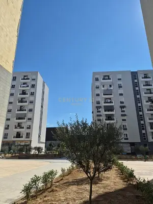 Locale commerciale in affitto a Rruga Babë Rexha, Tirana, 80 m². Foto 2 di 5