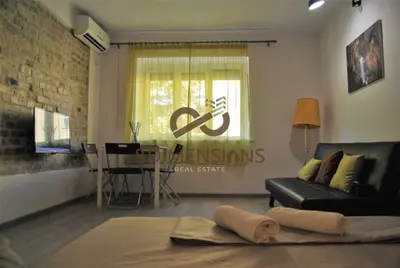 Garsoniere me qera në Rruga e Bogdanëve, Tiranë, 35 m². Foto 1 nga 6