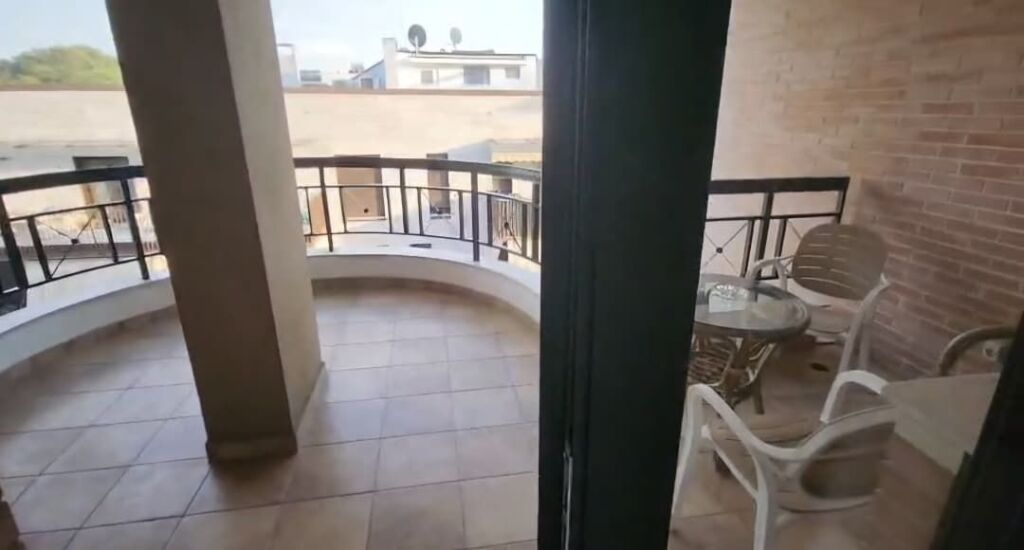 Apartament 2+1 me qera në Blloku, Tiranë, 120 m². Foto 2 nga 3
