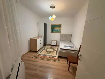 Apartament 3+1 me qera në 9 Katëshet, Tiranë, 145 m². Foto 1 nga 10