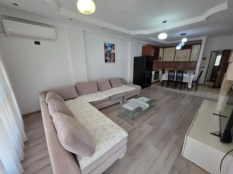 Appartamento 2+1 in affitto a Xhamia e Tabakeve, Tirana, 100 m²