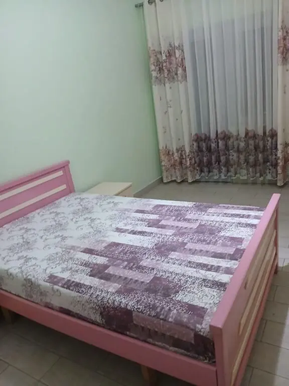 Apartament 1+1 me qera në Rruga Myslym Keta, Tiranë, 68 m²