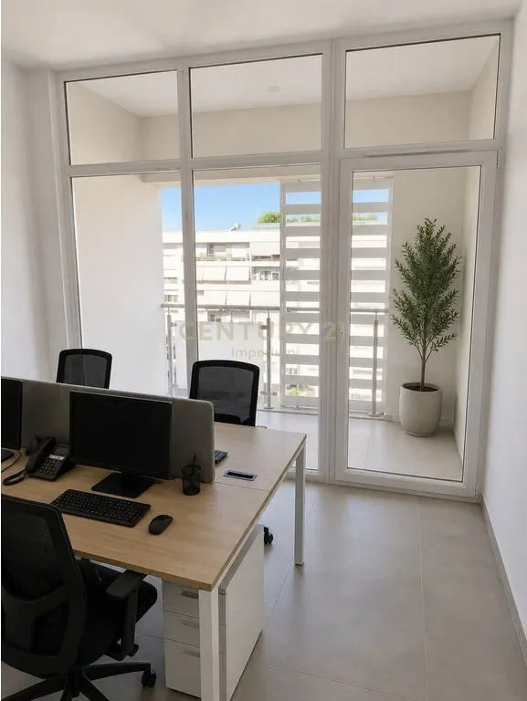Office for rent in Komuna e Parisit, Tirana, 70 m². Photo 1 of 5
