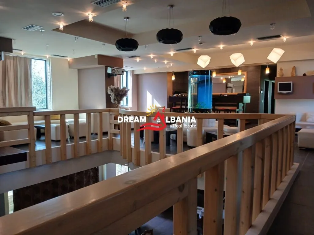 Ambient biznesi me qera në Divjakë, Divjakë, 1 200 m². Foto 1 nga 3