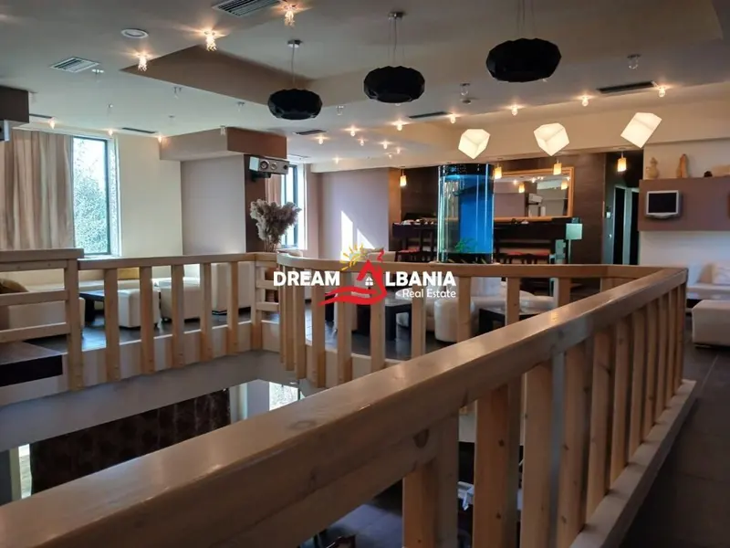 Locale commerciale in affitto a Divjakë, Divjakë, 1.200 m²