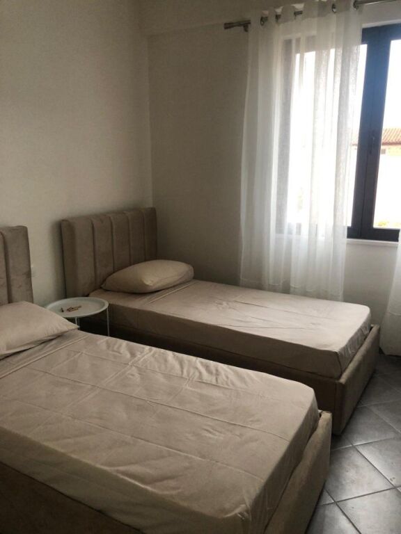 Apartament 2+1 me qera në Don Bosko, Tiranë, 100 m². Foto 3 nga 3