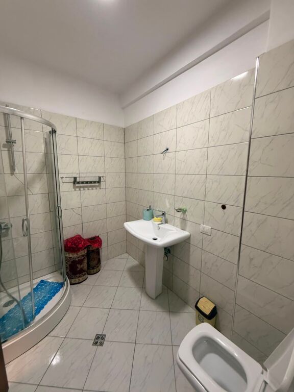 Appartamento 3+1 in affitto a Pazari i Ri, Tirana, 101 m². Foto 3 di 3