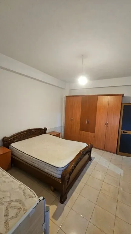 Shtëpi private 2+1 me qera në Kashar, Tiranë, 91 m². Foto 1 nga 6