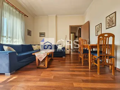 Apartament 1+1 me qera në Pazari i Ri, Tiranë, 60 m². Foto 1 nga 5