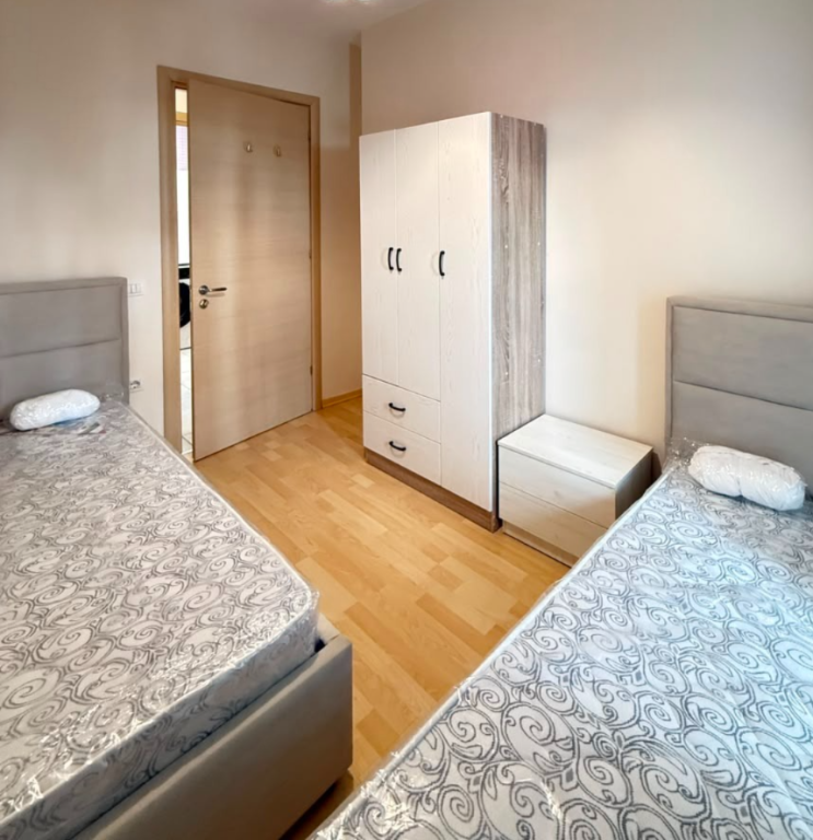 Apartment 2+1 for rent in Kompleksi Magnet, Tirana, 90 m². Photo 3 of 3