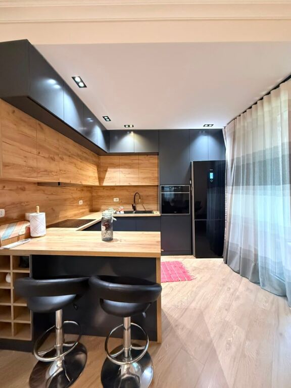 Apartament 2+1 me qera në Selitë, Tiranë, 108 m²