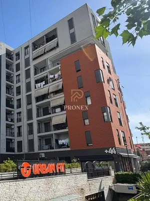 Apartament 1+1 me qera në Stacioni i Trenit, Tiranë, 70 m². Foto 6 nga 7