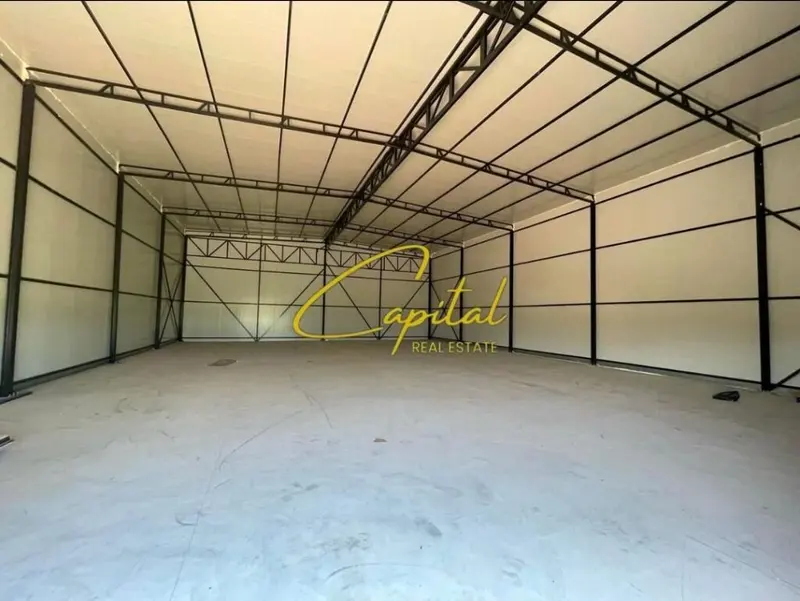 Magazinë me qera në Berxull, Tiranë, 450 m²