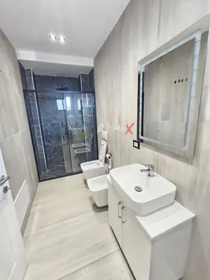 Apartment 1+1 for rent in Rruga Vellazerimi, Durrës, 60 m². Photo 10 of 12