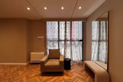Apartament 3+1 me qera në Liqeni i Tiranës, Tiranë, 188 m². Foto 10 nga 12