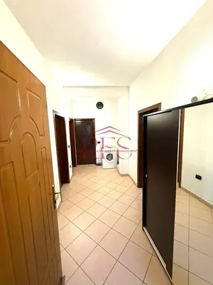 Vilë 2+1 me qera në Sauk, Tiranë, 164 m². Foto 3 nga 5