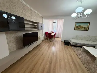 Apartament 3+1 me qera në 9 Katëshet, Tiranë, 145 m². Foto 3 nga 10
