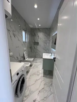 Shtëpi private 2+1 me qera në Xhamia Sauk i Vjetër, Tiranë, 70 m². Foto 3 nga 5