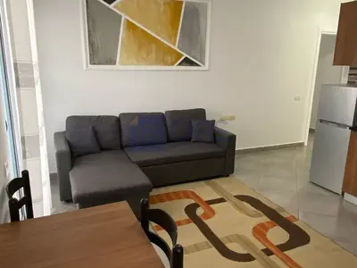 Apartament 1+1 me qera në Astir, Tiranë, 70 m². Foto 6 nga 11