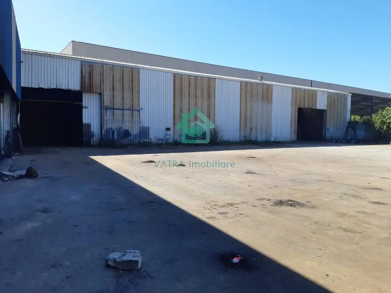 Magazzino in affitto a Vore, Vorë, 1.200 m²