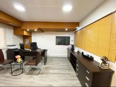 Ufficio in affitto a Sheshi Willson, Tirana, 200 m². Foto 4 di 8