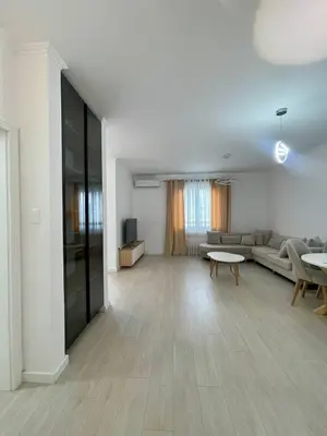Apartament 1+1 me qera në Rruga Sami Frashëri, Tiranë, 80 m². Foto 1 nga 7
