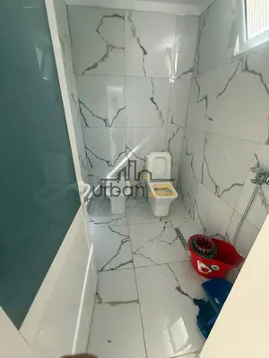 Shop for rent in Bulevardi Bajram Curri, Tirana, 37 m². Photo 3 of 4