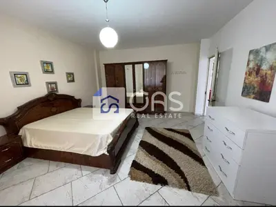Appartamento 2+1 in affitto a Pazari i Ri, Tirana, 140 m². Foto 3 di 6